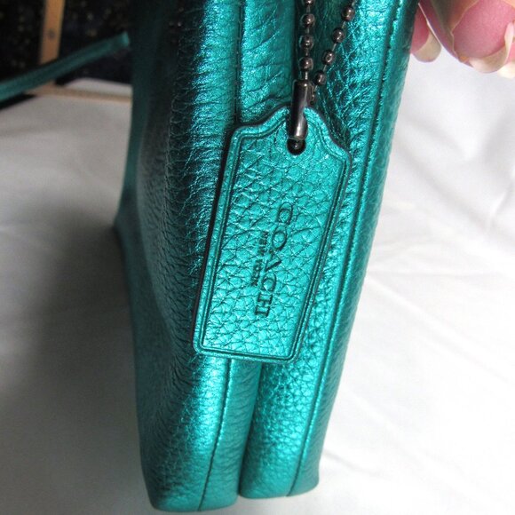COACH RARE METALLIC LYLA CROSS BODY, SEA GREEN , BARELY USED , EXCEL CONDITION - Picture 6 of 14